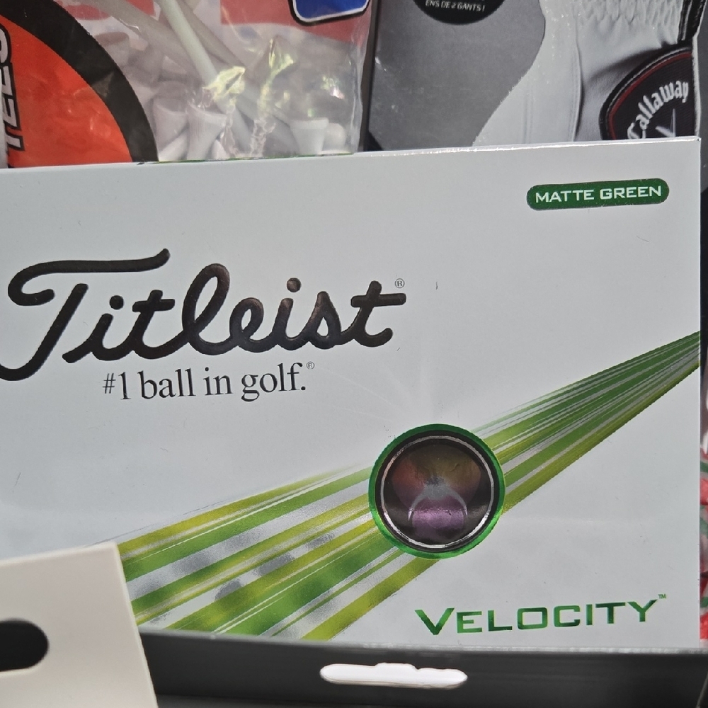 Callaway XTT Xtreme Glove and White LGA Towel Set - Picture 4 of 7